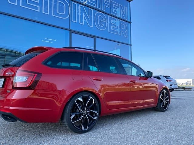 Skoda Octavia RS Kombi - Brock RC34