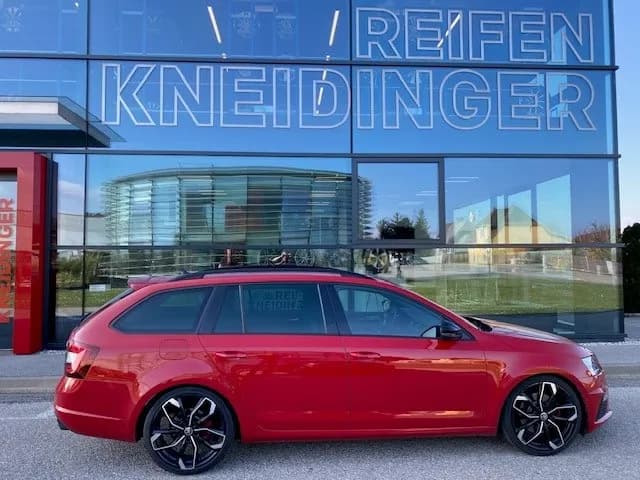 Skoda Octavia RS Kombi - Brock RC34 2