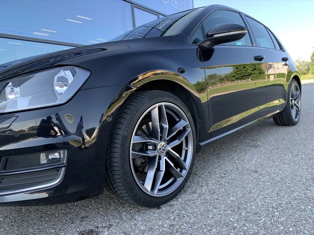 VW Golf - AVUS AF16 3