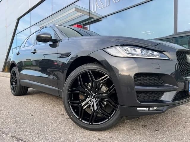 Jaguar F Pace - MAK Kingdome 2