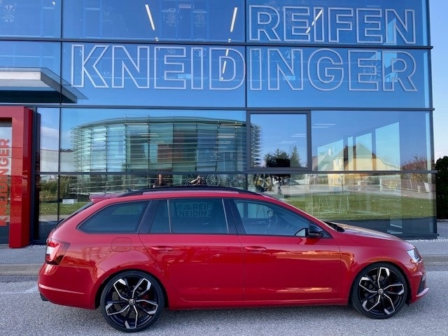 Skoda Octavia RS Kombi - Brock RC34