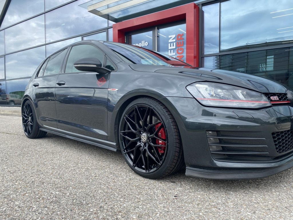 VW Golf VII GTI - DOTZ Suzuka dark